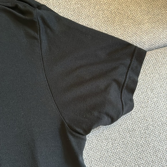 Uniqlo Heat tech Black short sleeve t shirt mens small - Picture 4 of 6